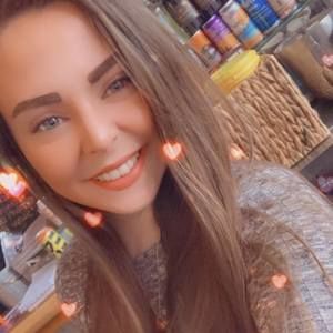 Meet your Posher, Stephanie